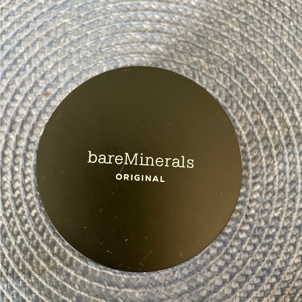 COPY - Bare minerals powdered foundation